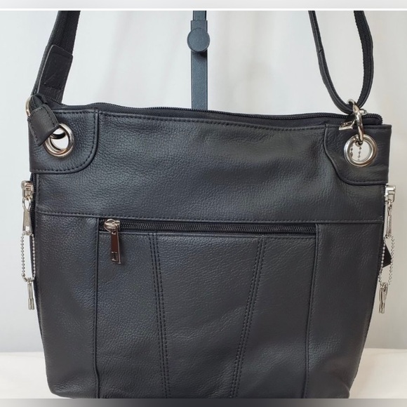 Roma woman’s black concealment genuine leather crossbody handbag zip closure - Picture 3 of 10